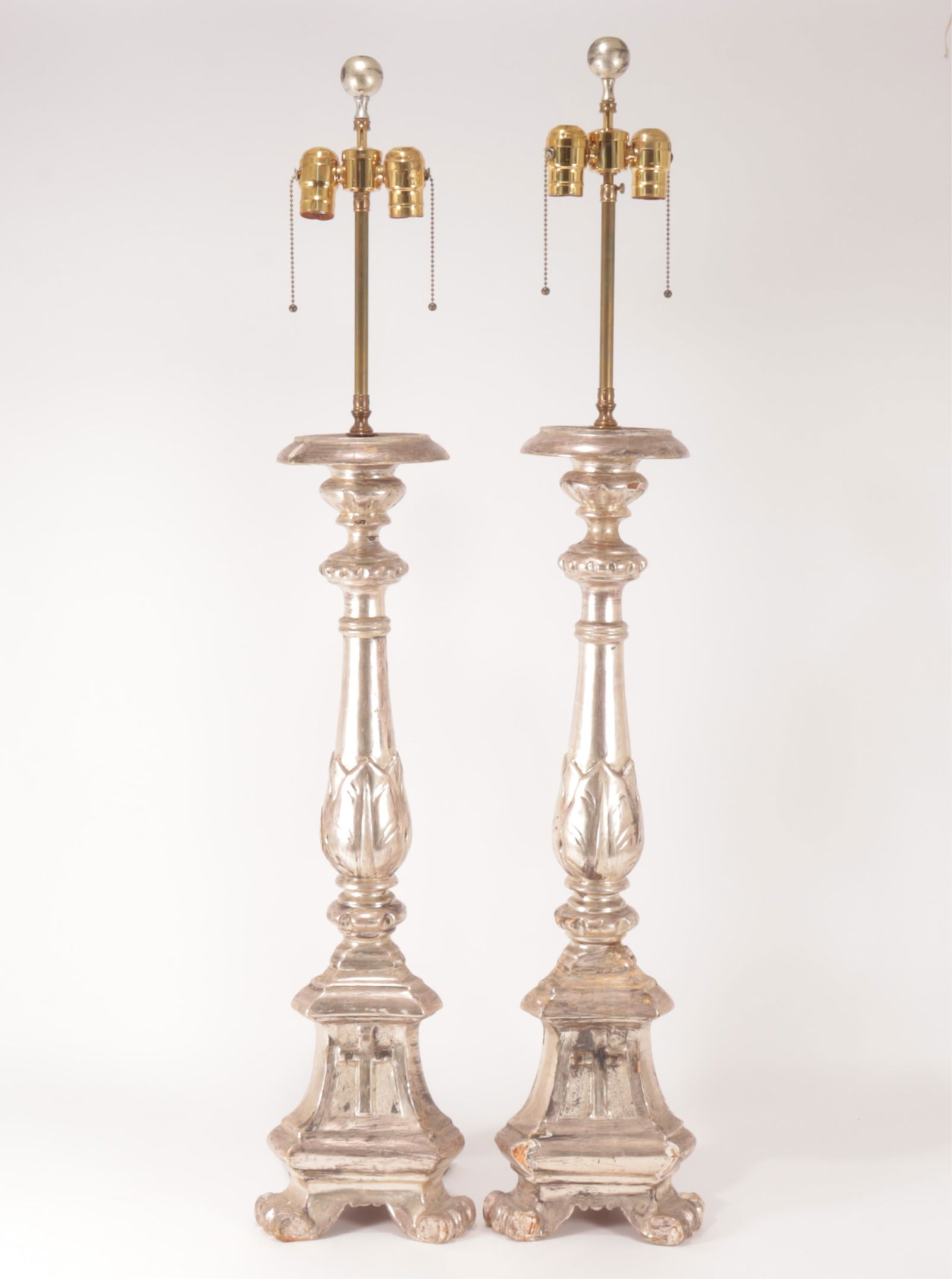 Pair Spanish Baroque Style Altar Lamps, 19th C (1 of 11)