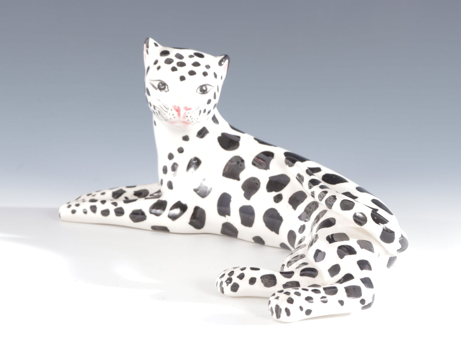 Tiffany & Co Porcelain Snow Leopard (1 of 6)