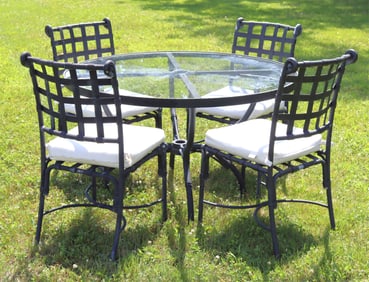 Sifas Kross Patio Dining Table & Four Chairs