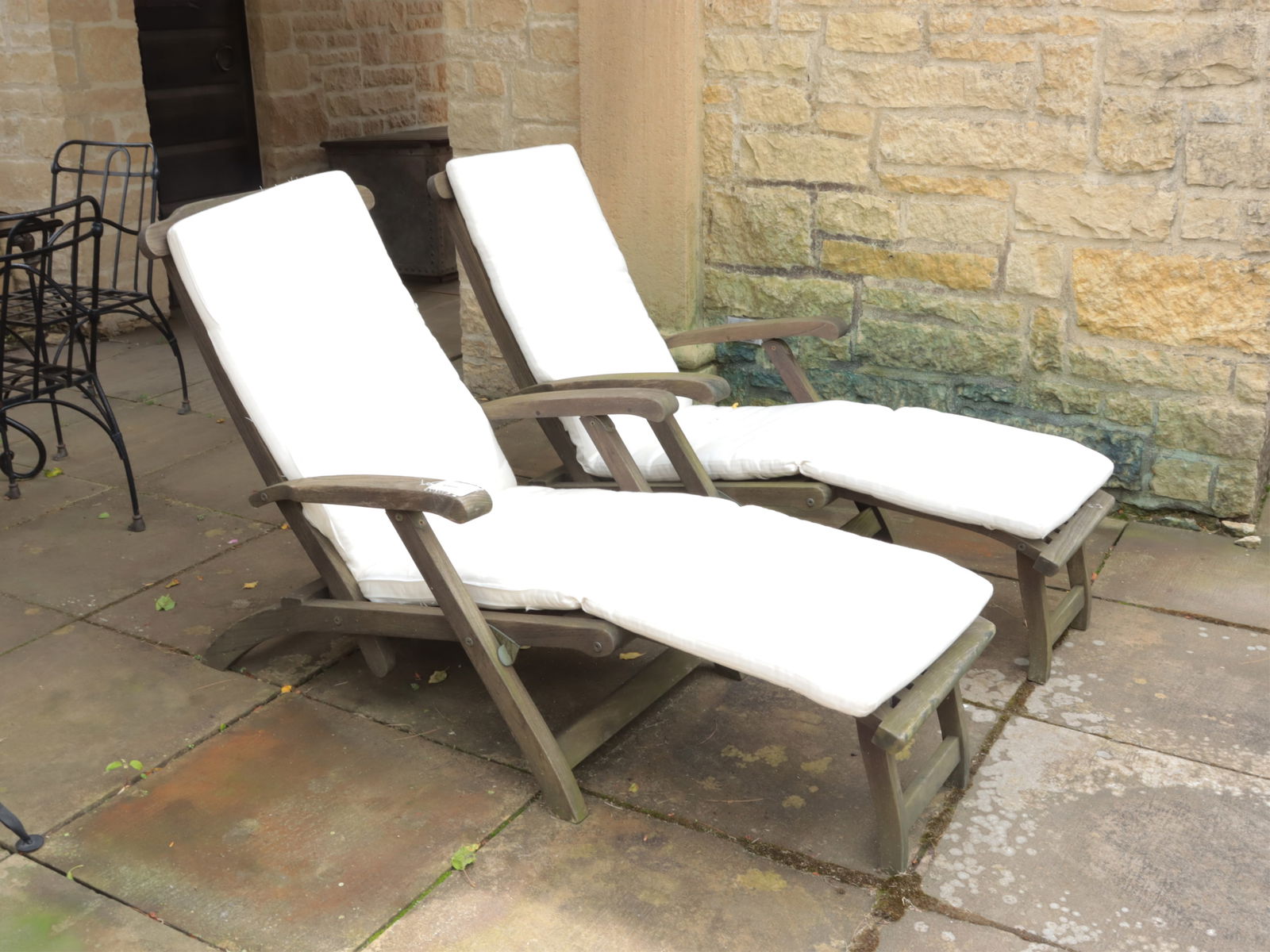 Pair of Teak Patio Folding Chaise Lounges (1 of 6)