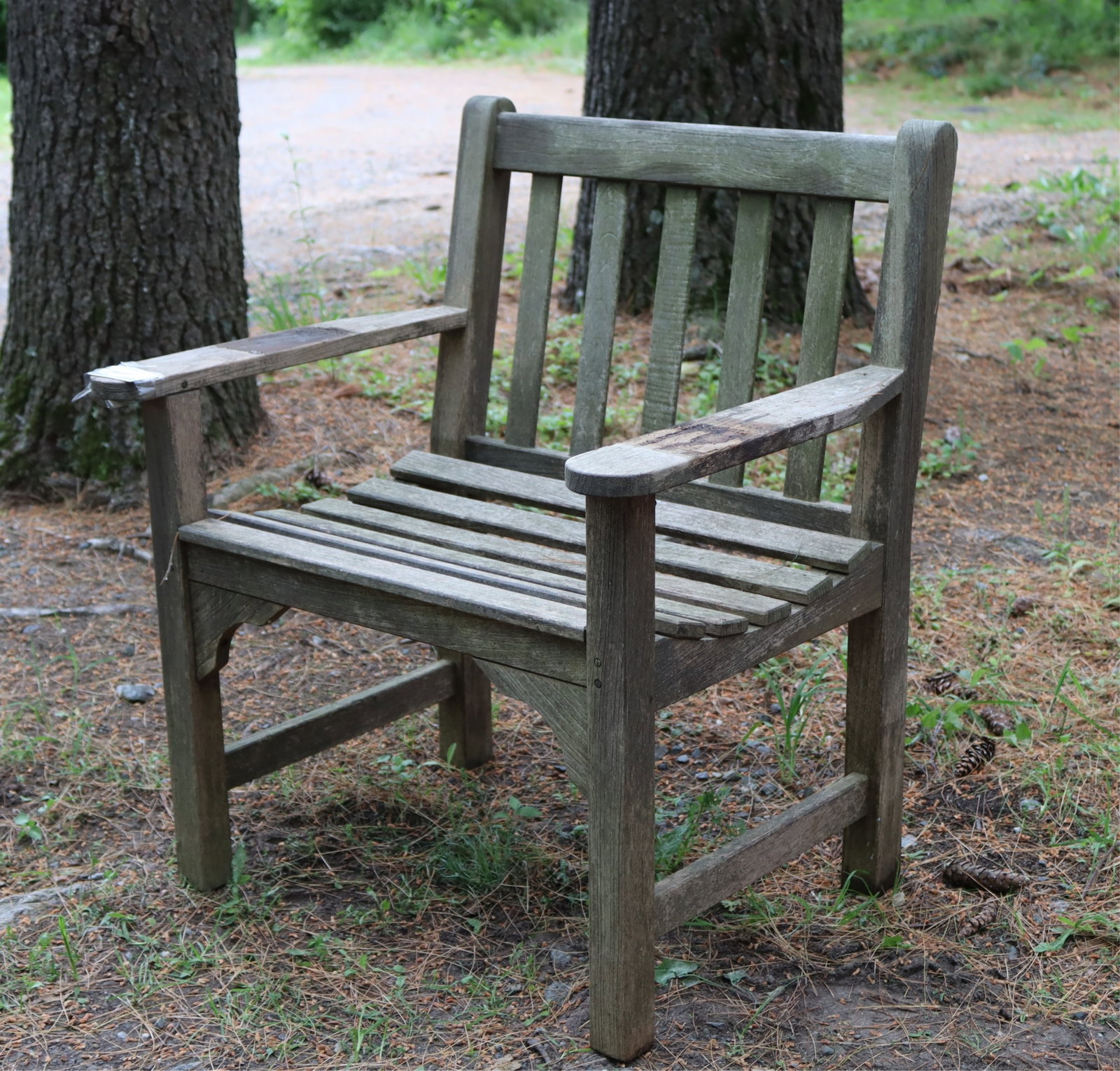 Smith & Hawkin Teak Patio Armchair: Smith & Hawkin Teak Patio Armchair 33.25"H by 30"W by 24"D Property from a renowned fashion executive, Washington, CT.