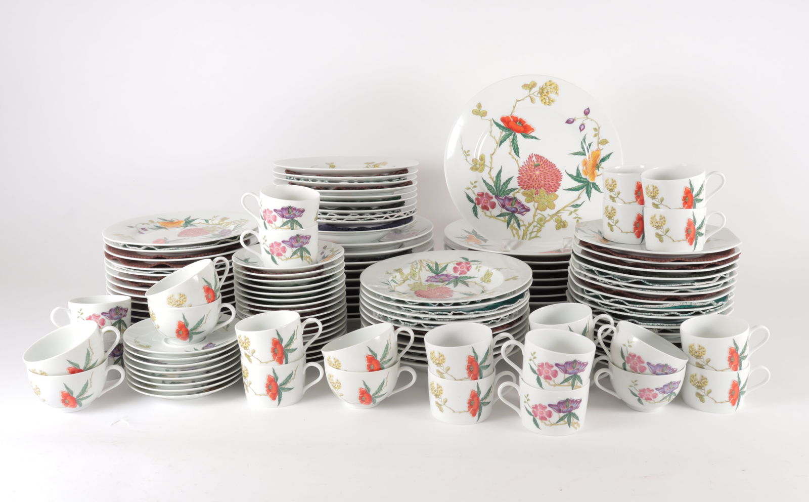 Raynaud - Limoges - Ceralene Dioraflor - Service (1 of 11)