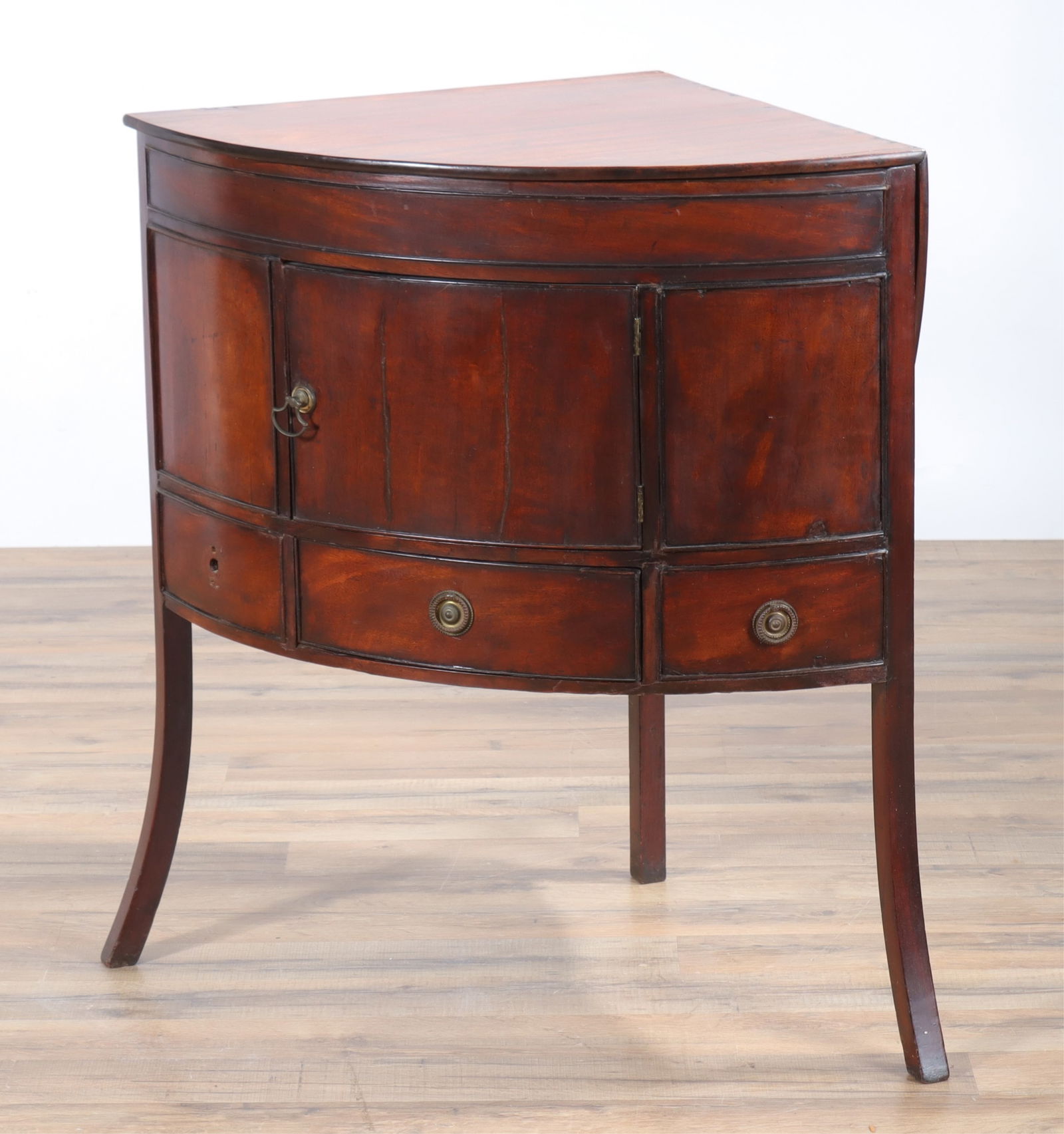 Late George Mahogany Corner Washstand, 19th C. (1 of 7)