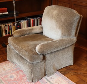Contemporary Upholstered Club Chair