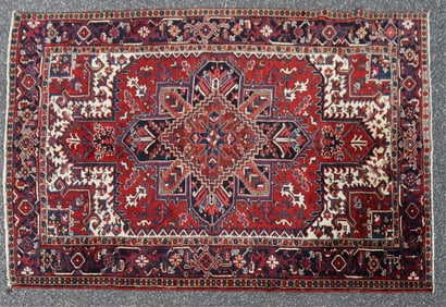 Mehriban Heriz Style Persian Wool Rug 6-9 x 9-5