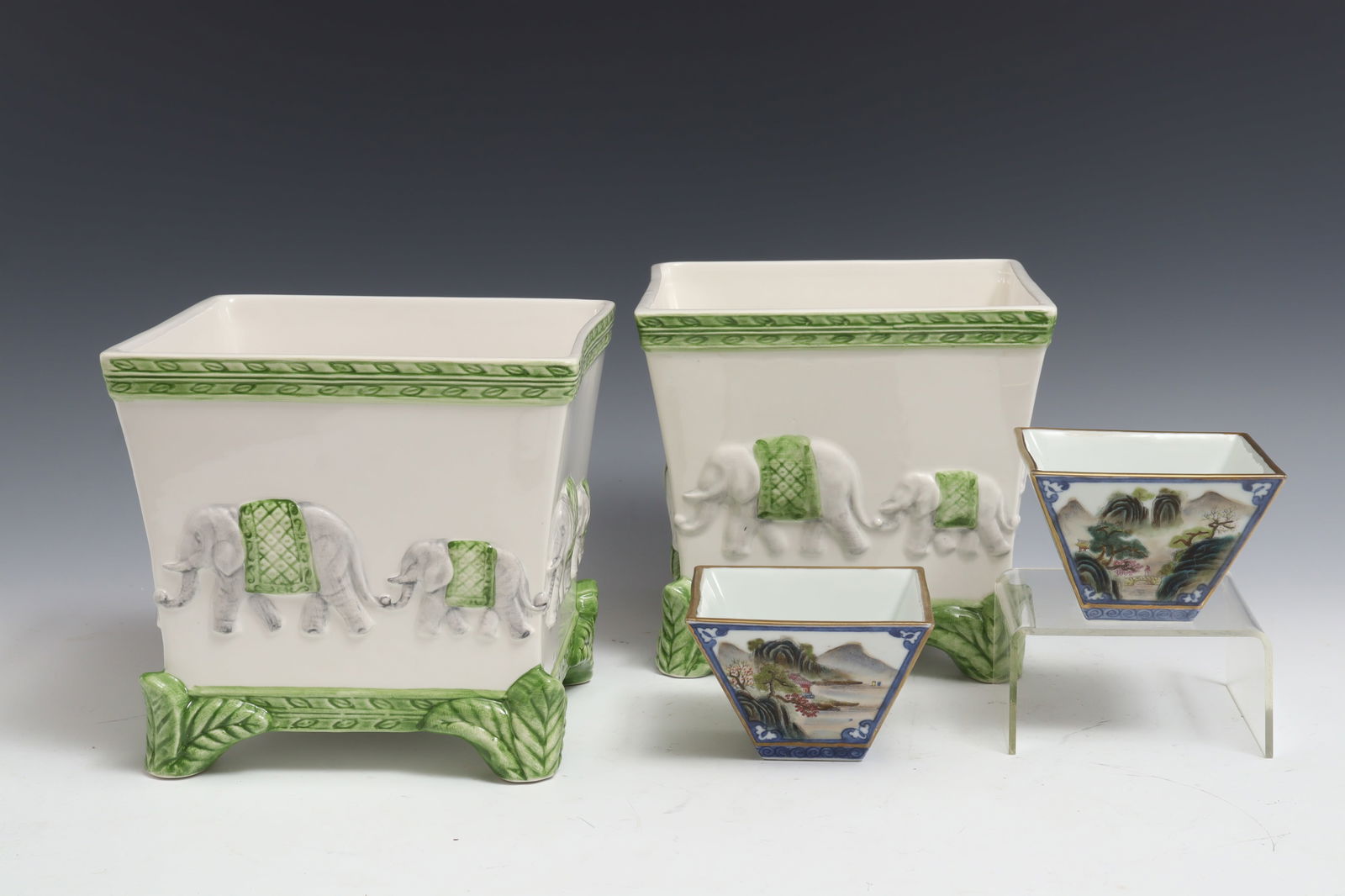 Pr. Republic Period Bowls & Elephant Cache Pot (1 of 5)