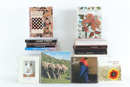 Asst Books - World Textiles (16)