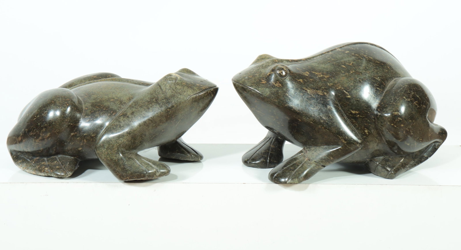 Two Large Carved Granite Frogs (1 of 8)