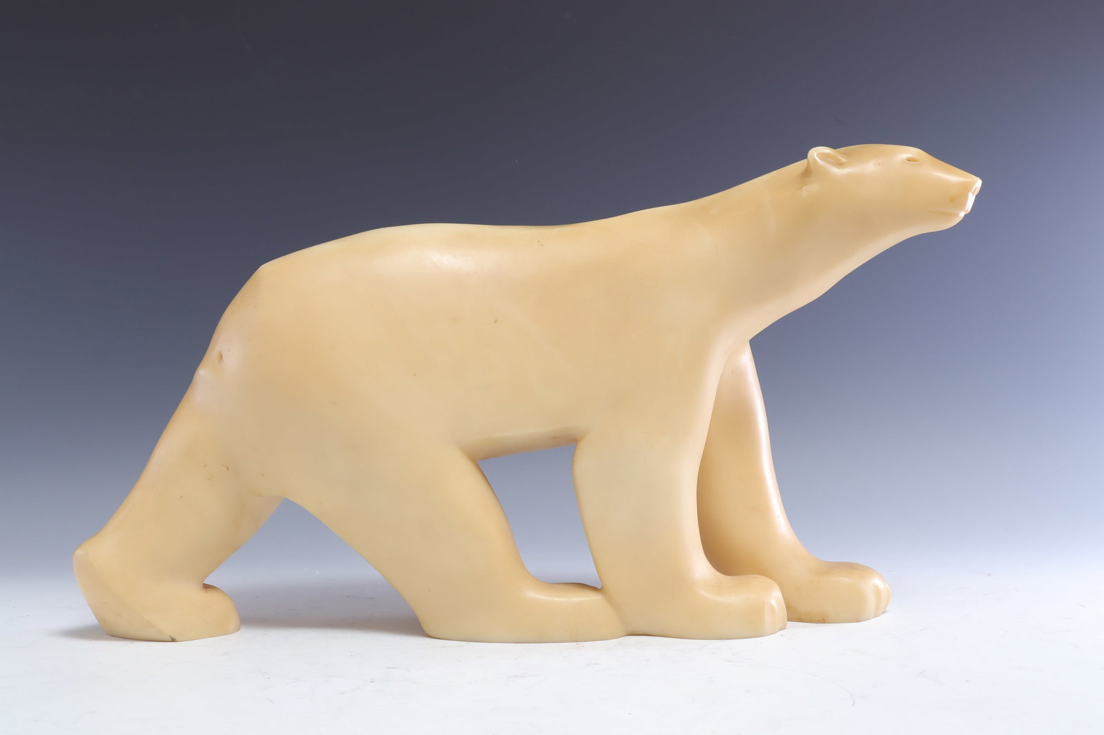 Aftr. Francois Pompom - Polar Bear MMA Resin (1 of 4)