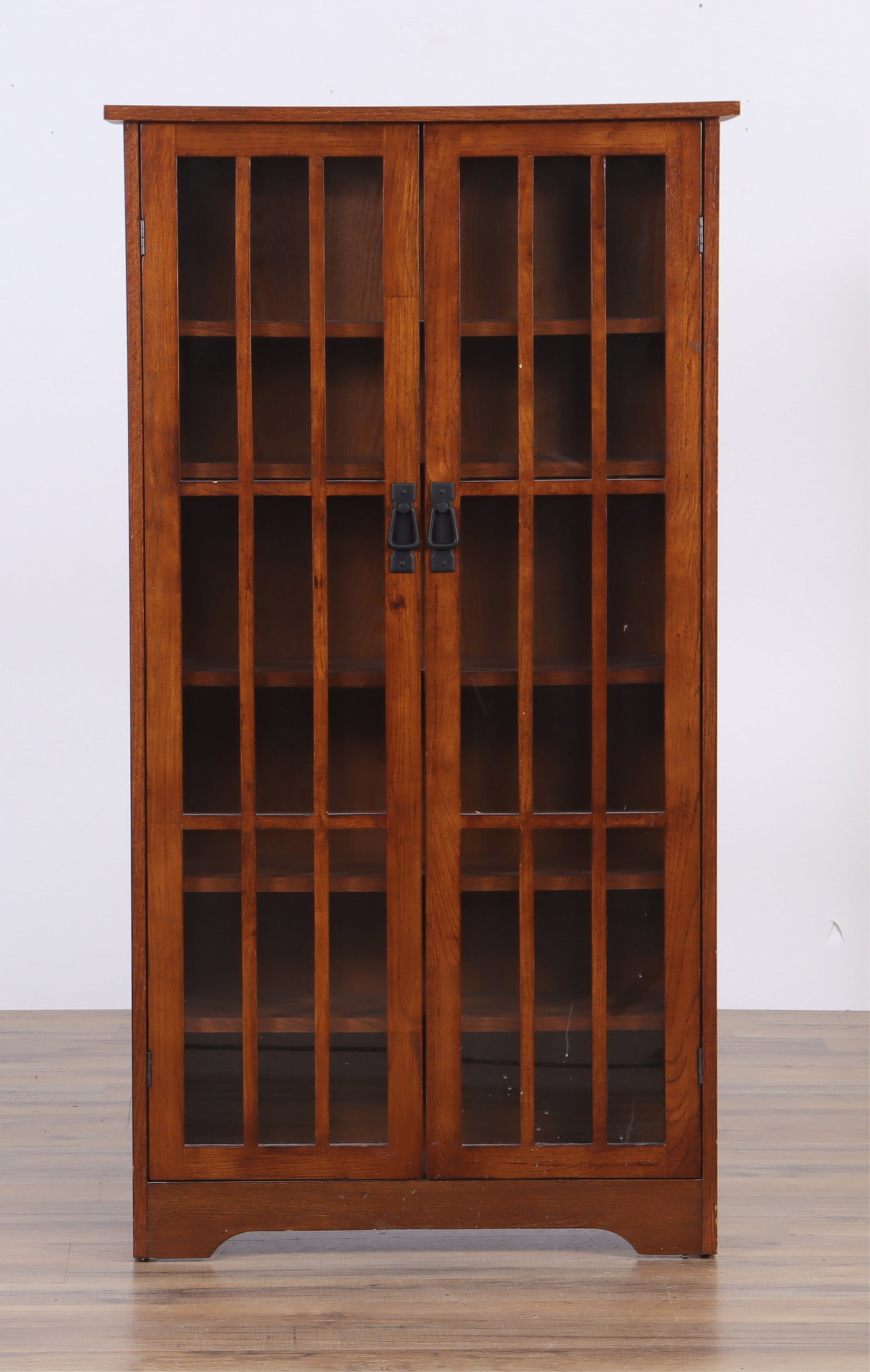 Arts & Crafts Style Oak Bookcase (1 of 6)