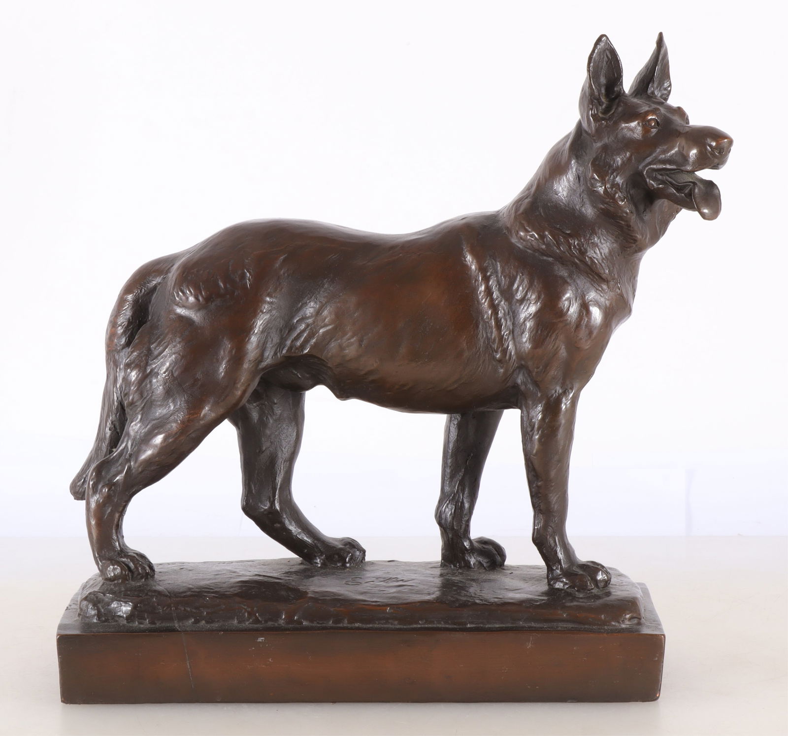 Paul Herzel - German Shepherd - Bronze (1 of 4)
