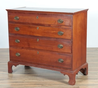 American Cherry 4-Drawer Dresser