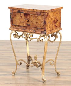 Tessellated Horn and Metal Stand