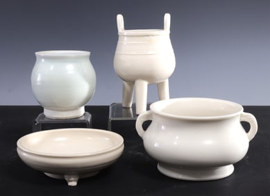Group of Chinese Blanc de Chine Items