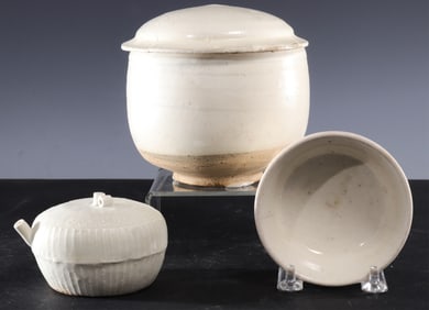 Three Chinese Vessels