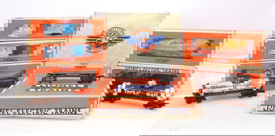 Lionel - Assorted Box Cars and Specials, O Gauge (1 of 12)