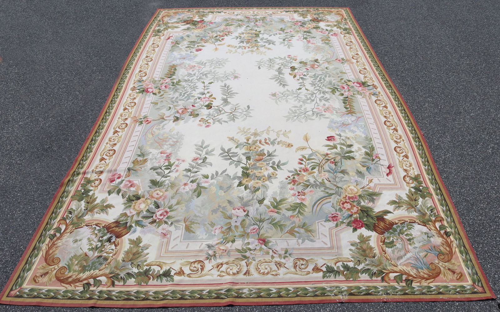 Aubusson Palace Size Wool Carpet 11-7 x 20-5 (1 of 13)