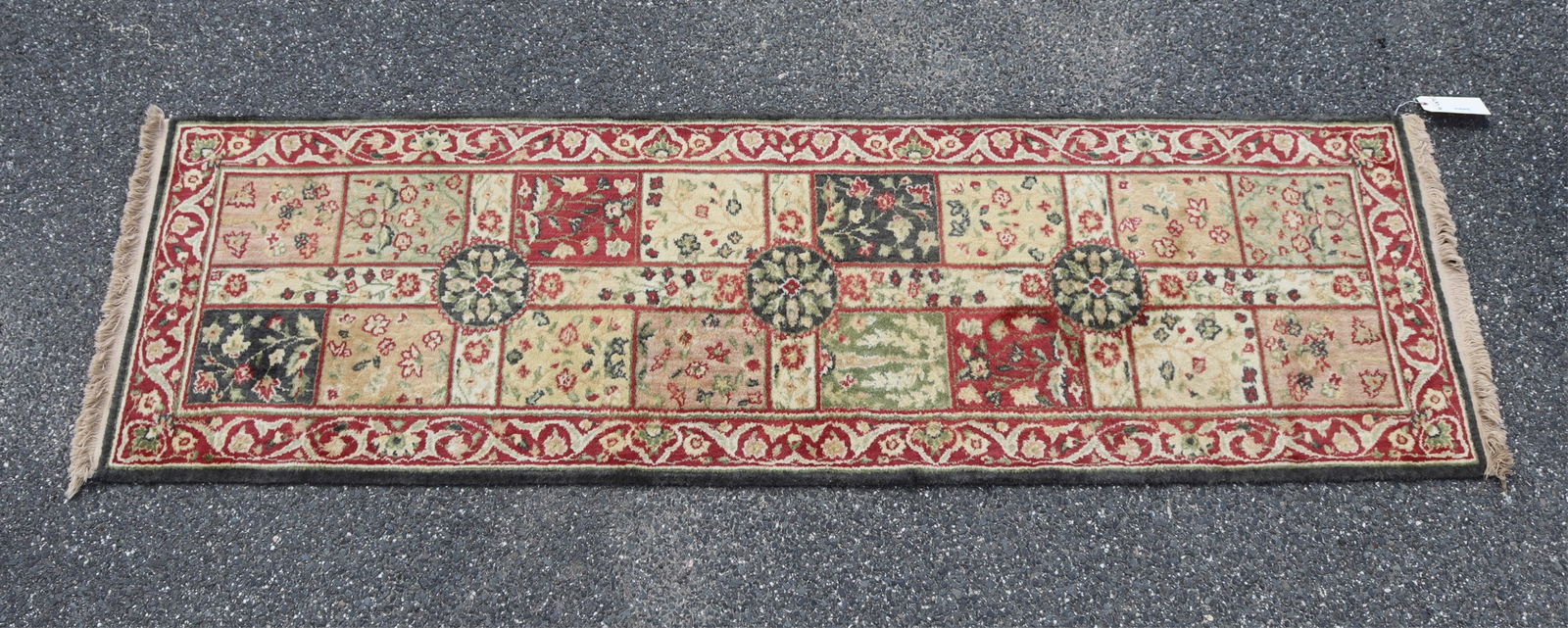 Bakhtiari Wool Runner 2-5 x 7-9 (1 of 5)