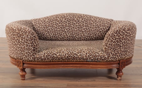 Louis XVI Style Beech Dog Bed