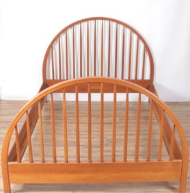 Hunt Country Furniture Windsor Queen Bed