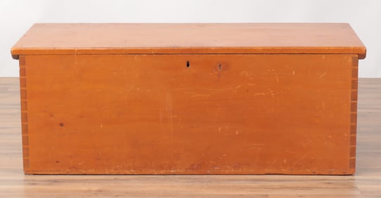 Benchmade Country Pine Blanket Chest