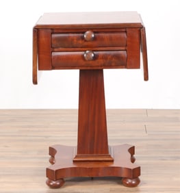 American Classical Mahogany Dropleaf Table, 19th C