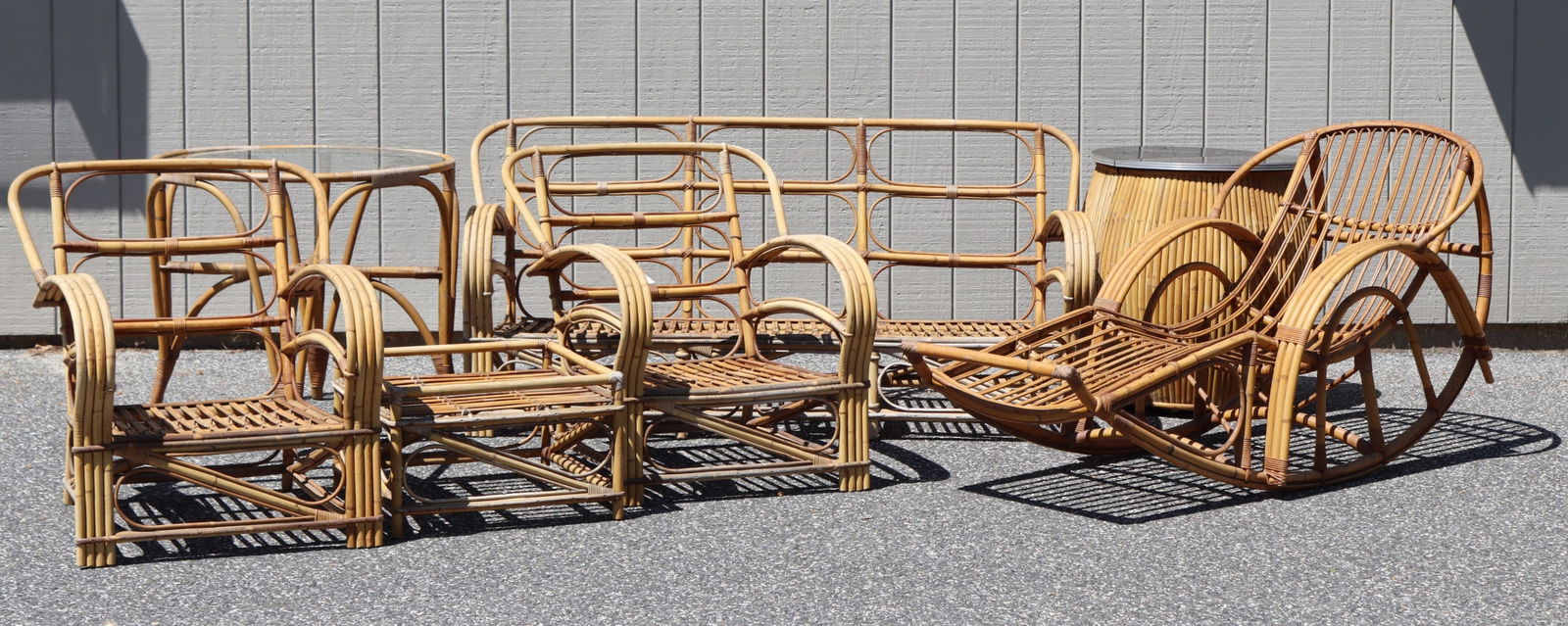 7 Pc Suite of Emerson Rattan Co. Rattan Furniture (1 of 6)