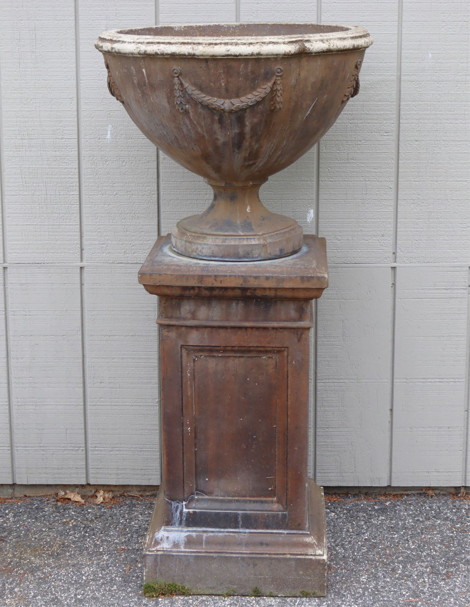 Campania Int'l Cast Cement Urn on Pedestal (1 of 8)
