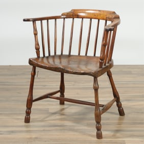 English Continuous Arm Windsor Chair