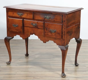 Queen Anne Maple Dressing Table