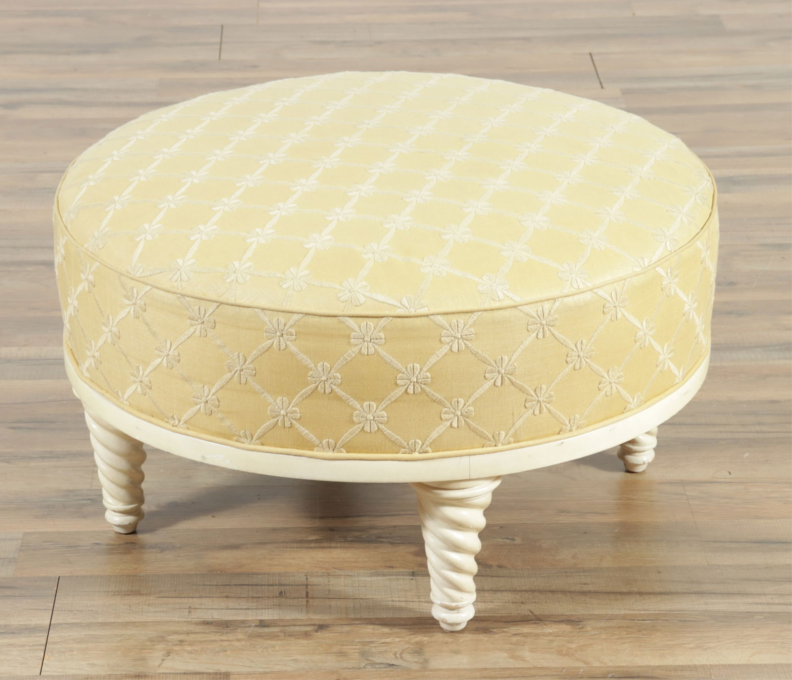 Classical Style Ottoman (1 of 5)