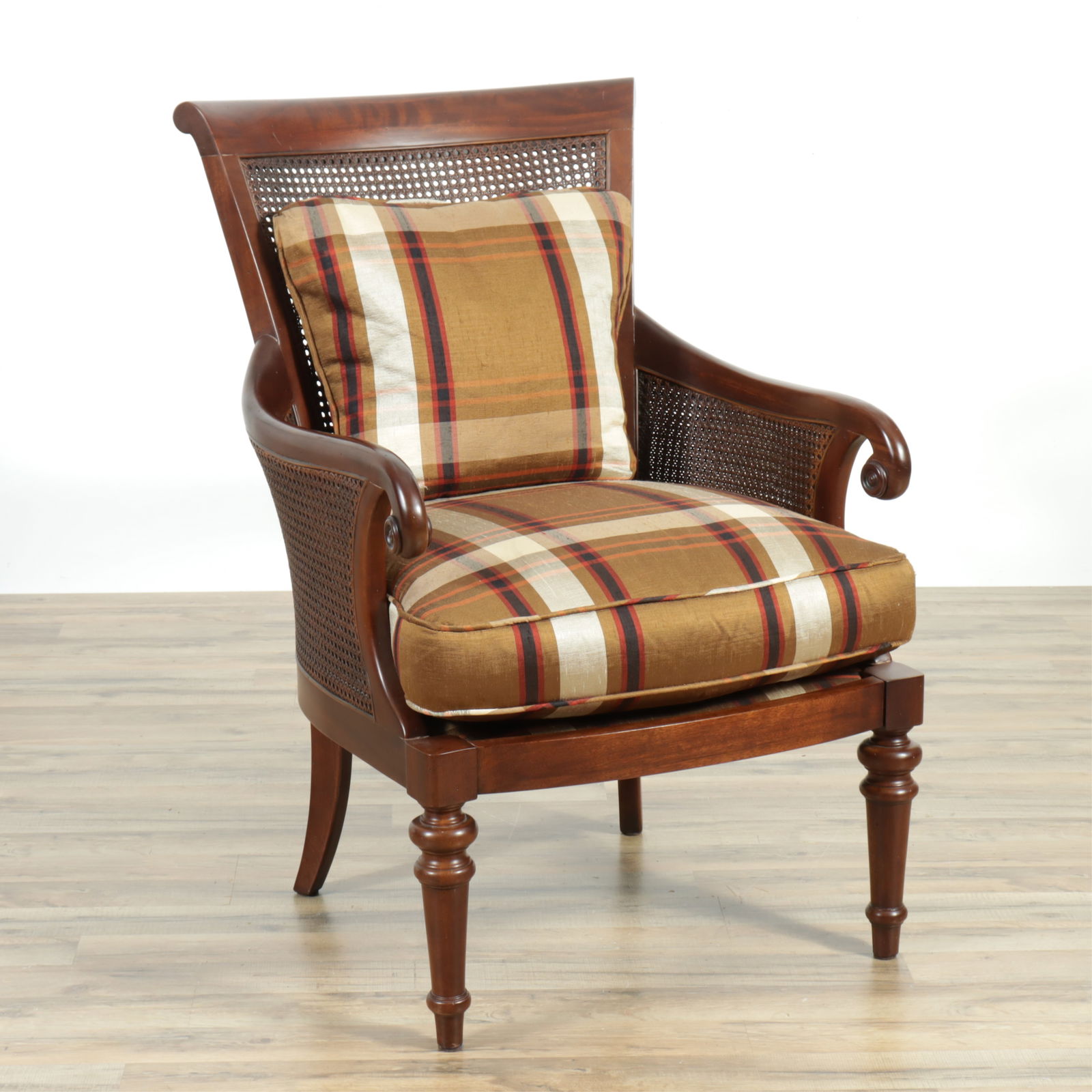 Mark Hampton for Hickory Cane Armchair (1 of 5)