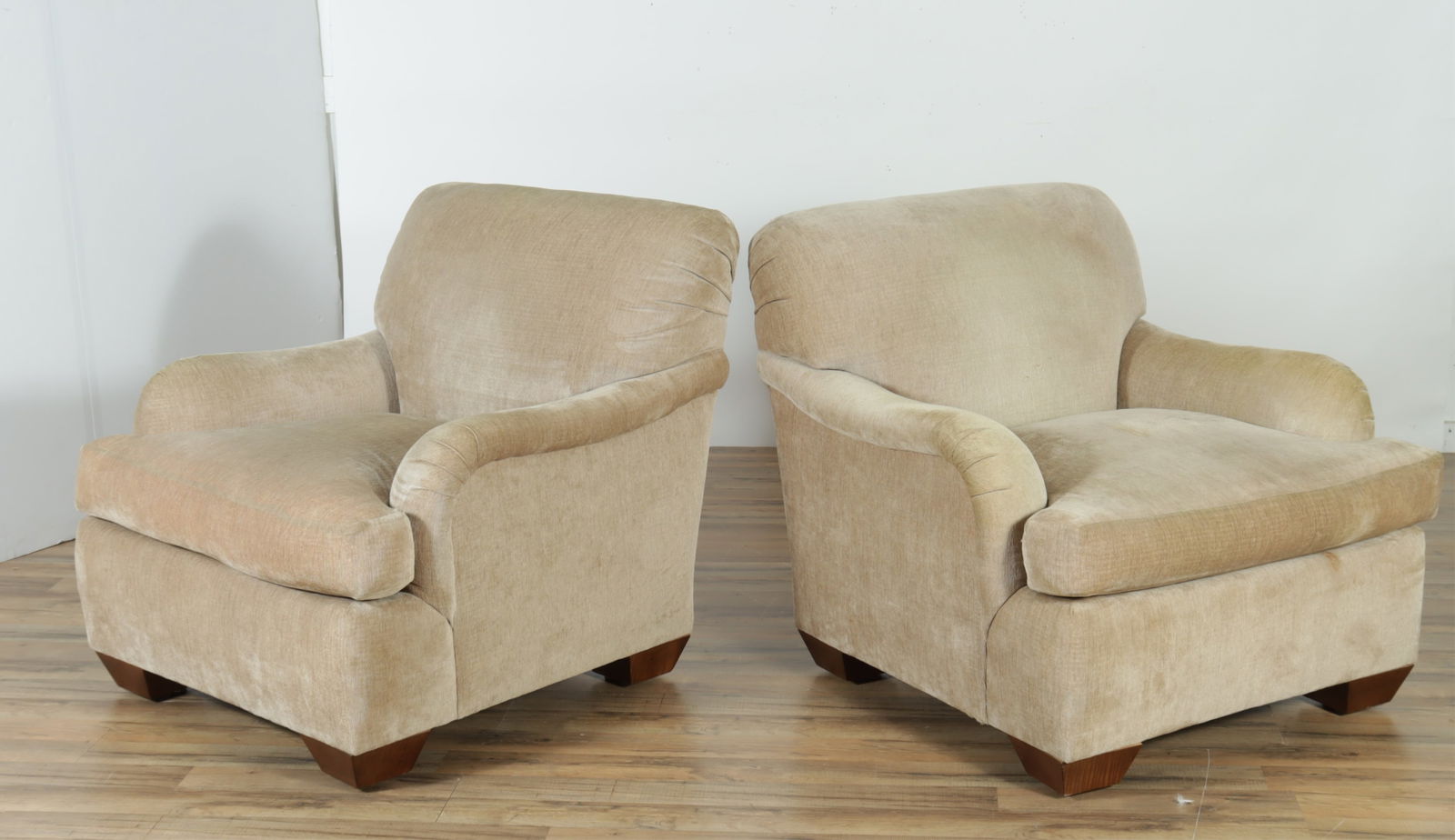 Pair of Contemporary Club Chairs (1 of 9)