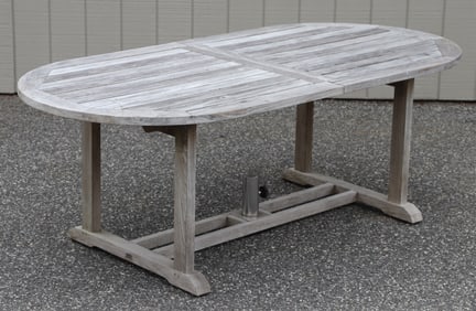 Gloster Oval Outdoor Teak Dining table