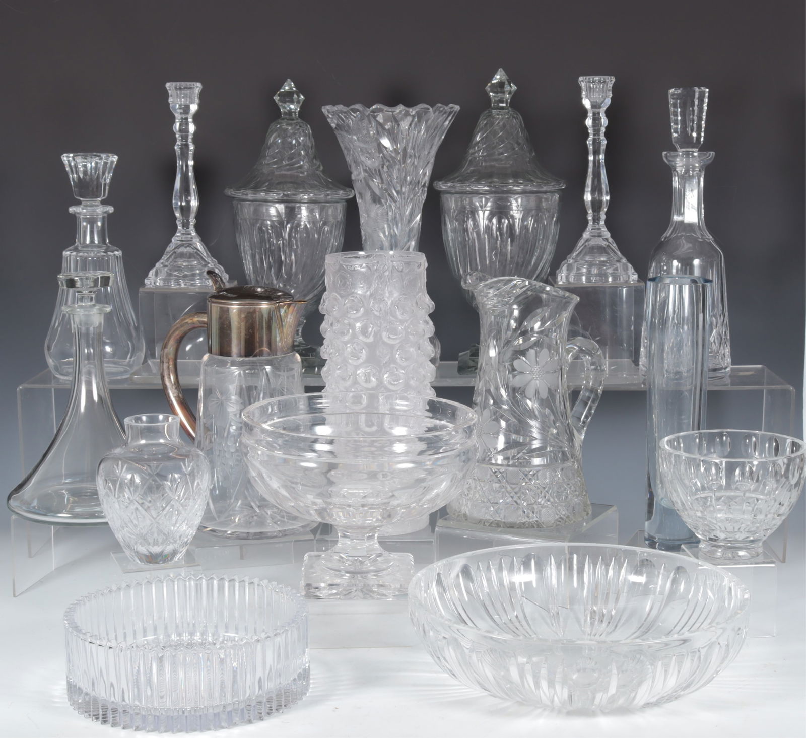 Group of Cut Glass Tableware (1 of 20)