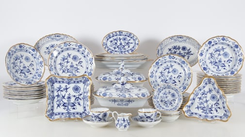 Group of Meissen Blue Onion Gilt Porcelains