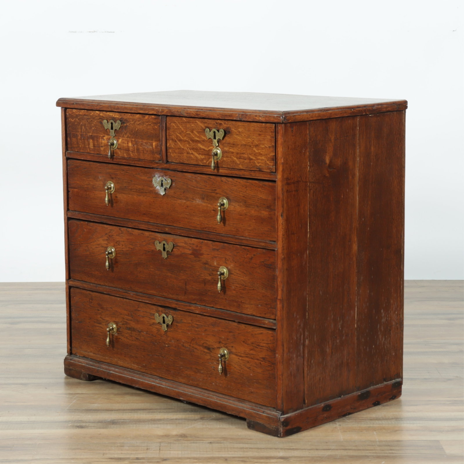 William and Mary Style Oak Chest of Drawers: William and Mary Style Oak Chest of Drawers, 19th century. 28" H x 29.25" W x 17.25" D