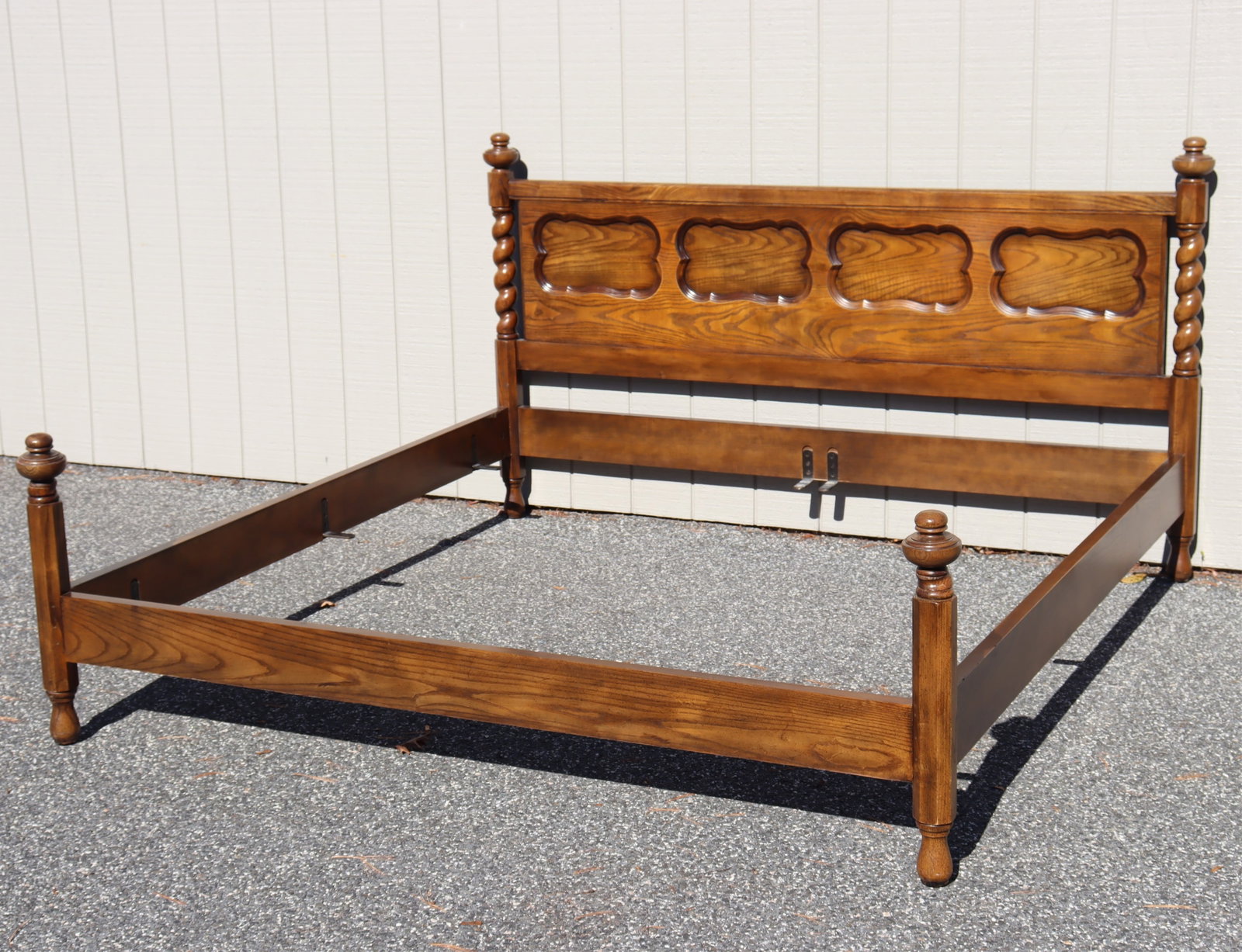 Baker Baroque Style Oak King Bed: Baker Baroque Style Oak King Bed, barley twist supports. 46" H x 82" W x 86" L