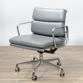 Design Within Reach Eames Desk Chair
