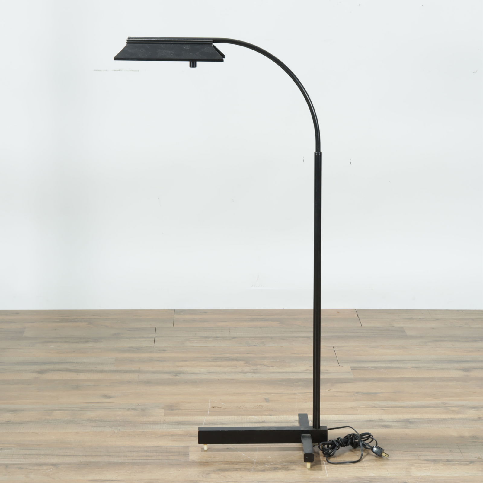 Casella Metal & Bronze Reading Lamp (1 of 3)