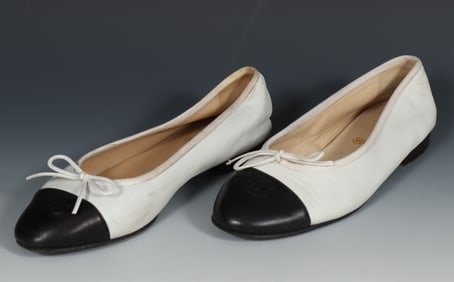 Chanel Black & White Calf Skin Ballet Flats