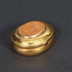 Italian 18K Yellow Gold Intaglio Snuff Box