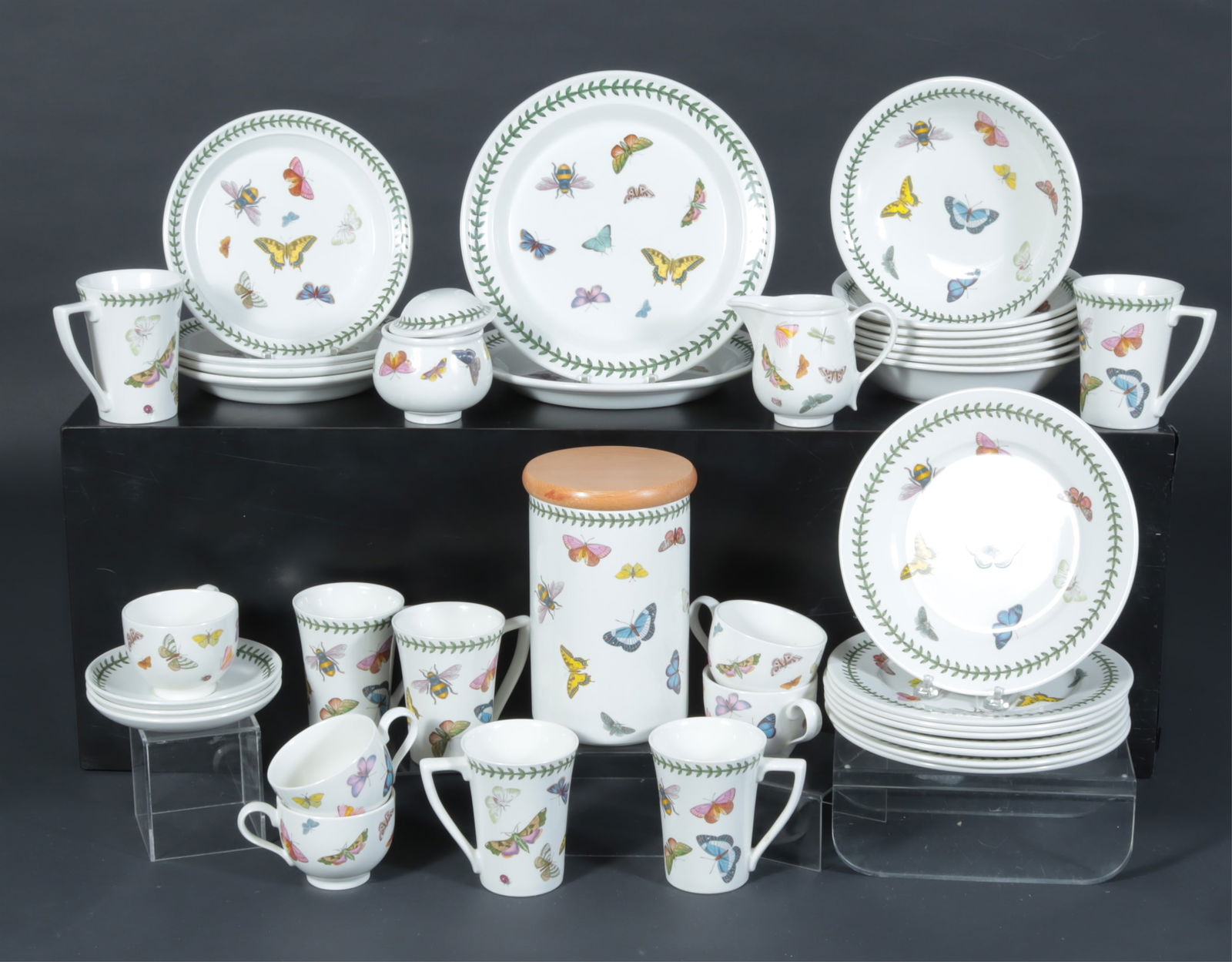 Portmeirion Botanic Garden Harmony Porcelains: Portmeirion Botanic Garden Harmony Partial Dinner Service, 38 pieces, designed by Susan Williams EllisDimensions: Largest plate 10.5" WProperty from the Estate of Mary C. Bailey