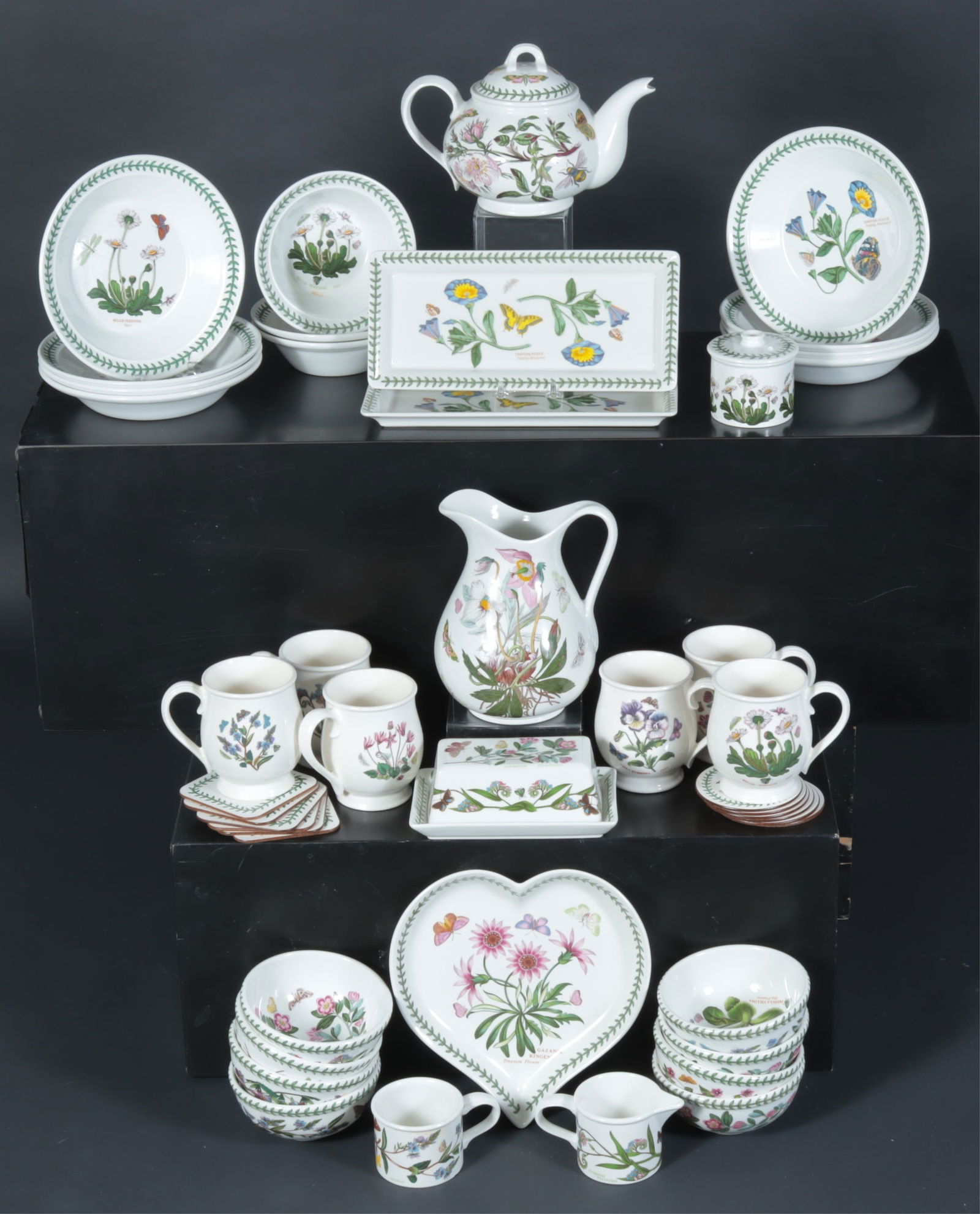 Portmeirion Partial Breakfast Service (1 of 14)