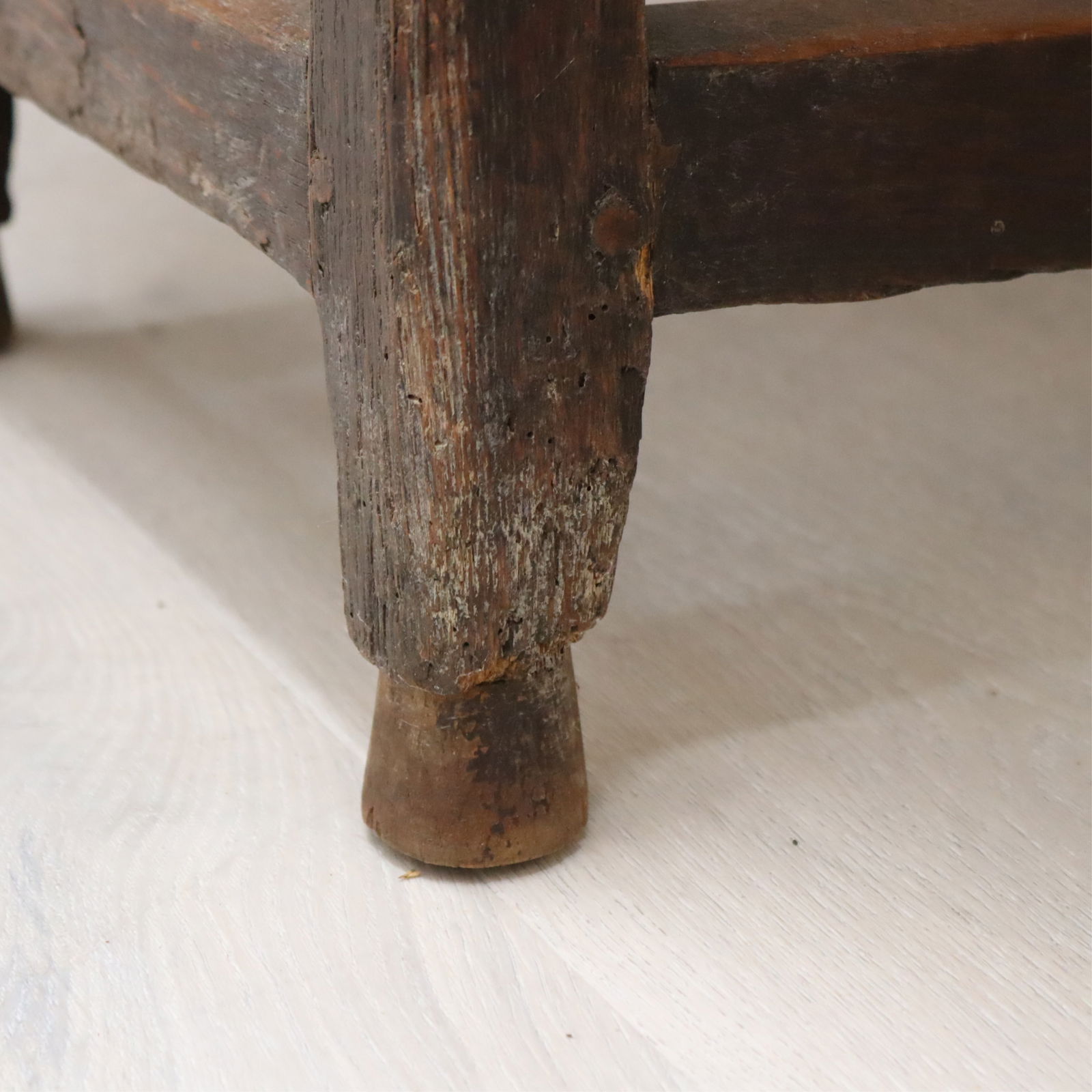 English Oak Gate Leg Drop-Leaf Table - 7