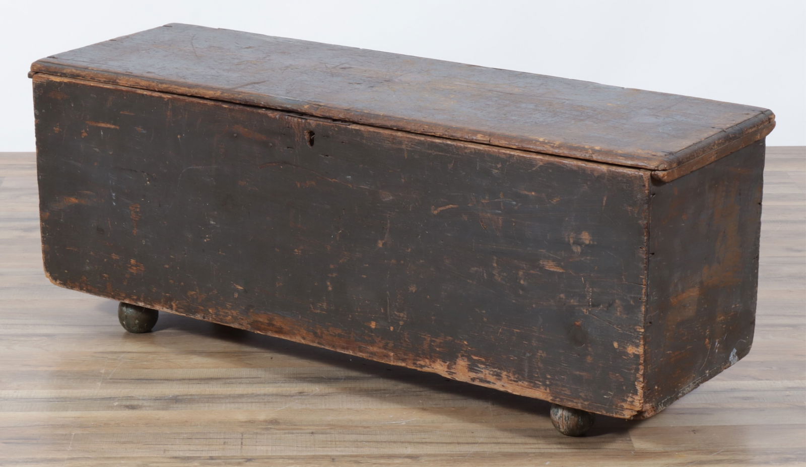 American Blue Blanket Chest (1 of 8)