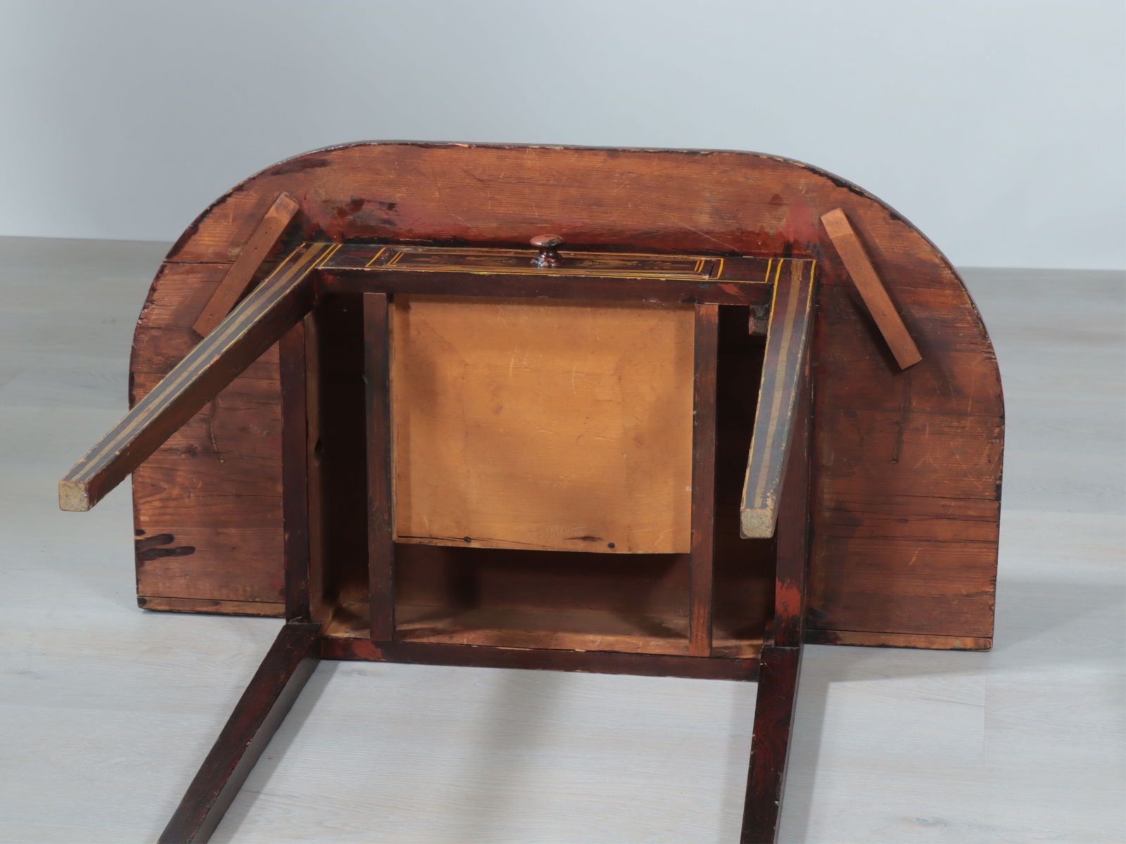 American Classical Stencil Side Table - 6