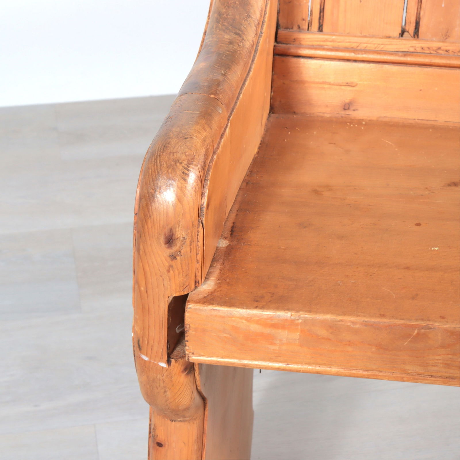 Country Pine Hall Settle - 4