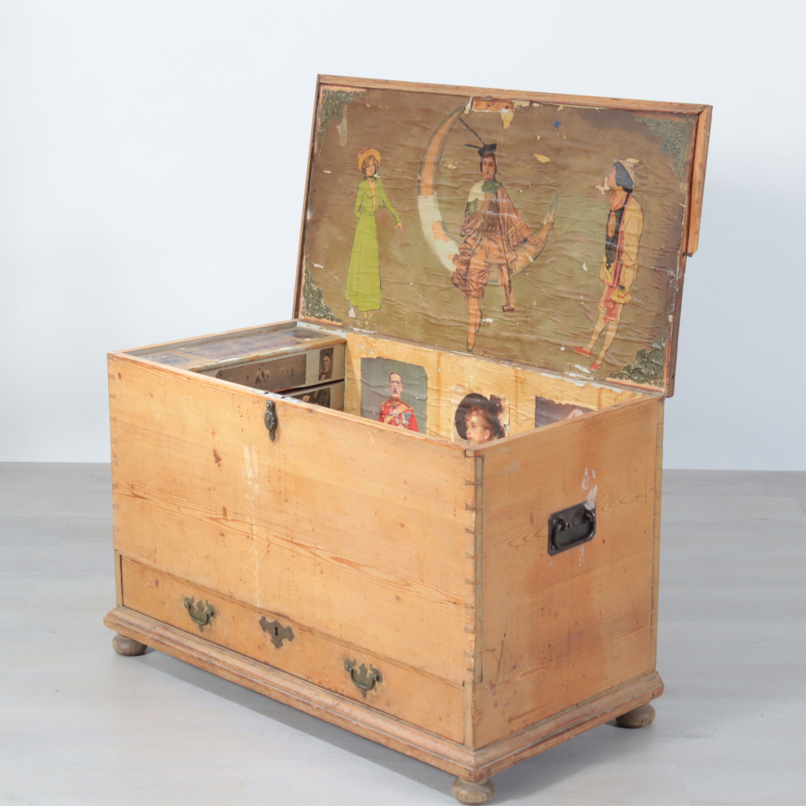 Country Pine Captain's Chest - 3