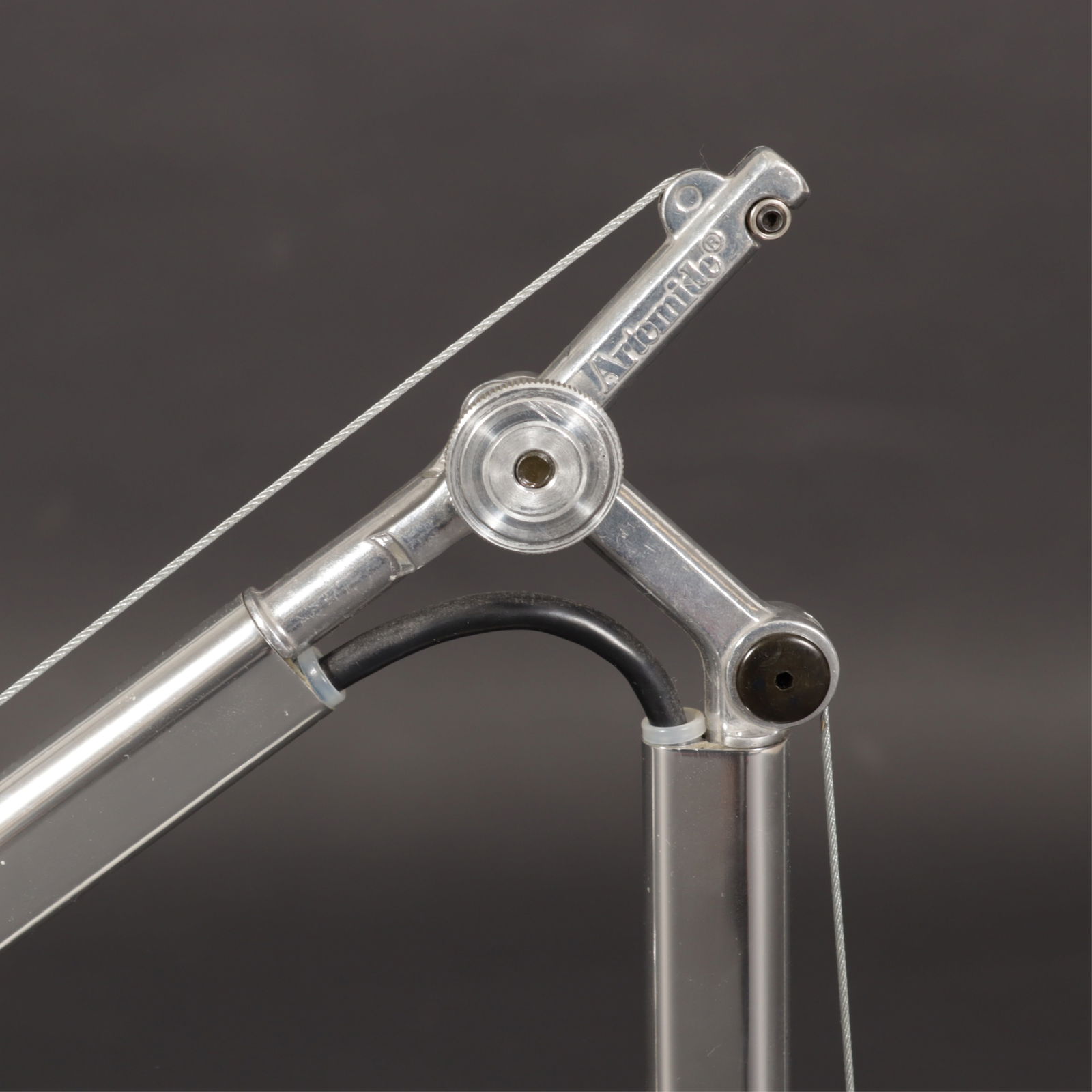 Artemide Tolomeo Table Lamp - 4